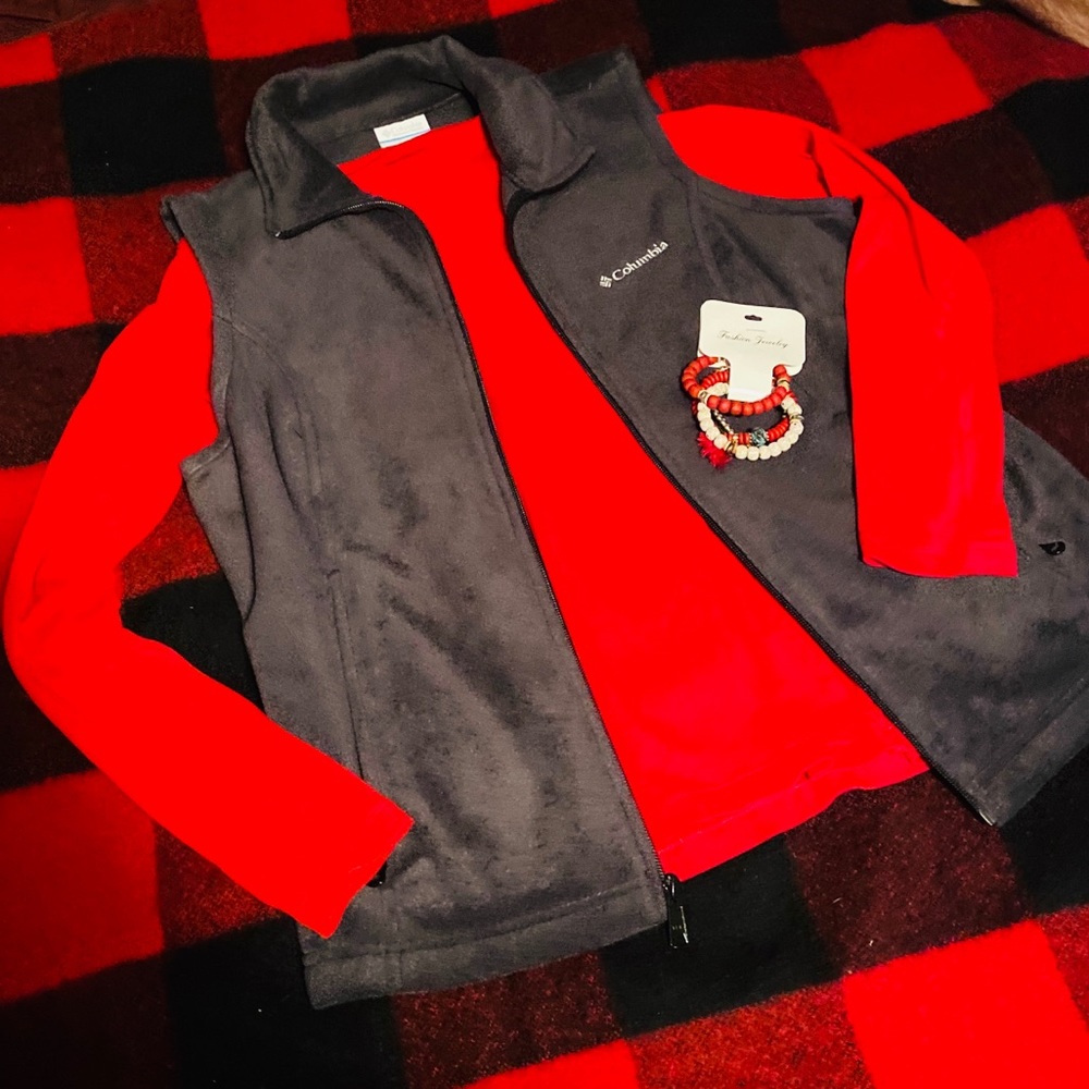 Columbia Vest